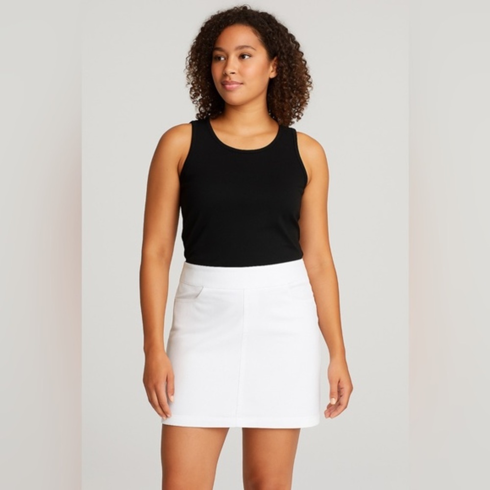 ✨4/$30 Westbound White Pull On Skort - Size 8